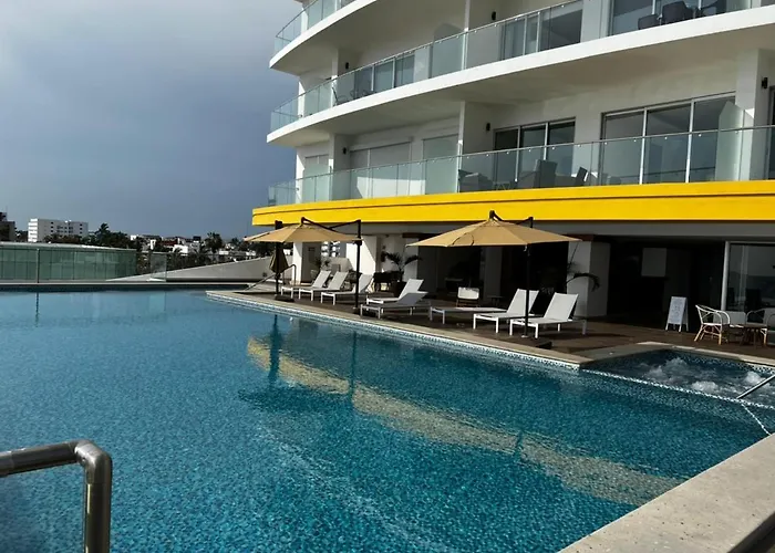 Luxury condo en Malecón, Alberca Infinity&Jacuzzi Mazatlán